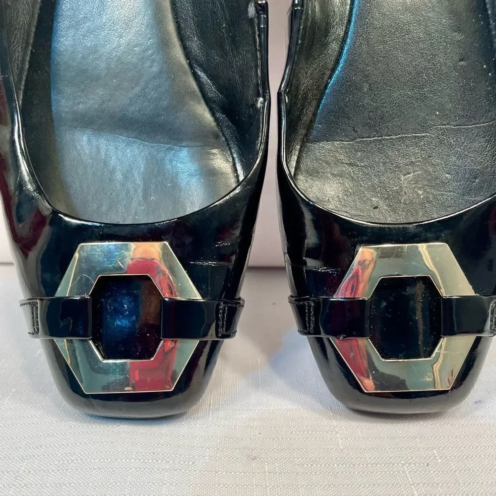 BLACK PATENT LEATHER FLATS WITH SILVER BUCKLE BY CALVIN KLEIN SIZE 8